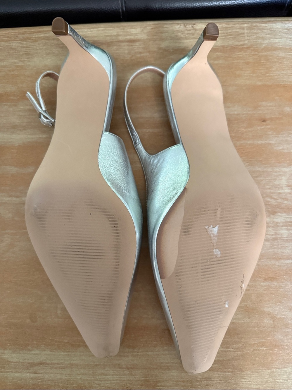 Nordstrom
ORLEANS
SLINGBACK
PUMP
8.5
Silver Special Occasion - Picture 5 of 8